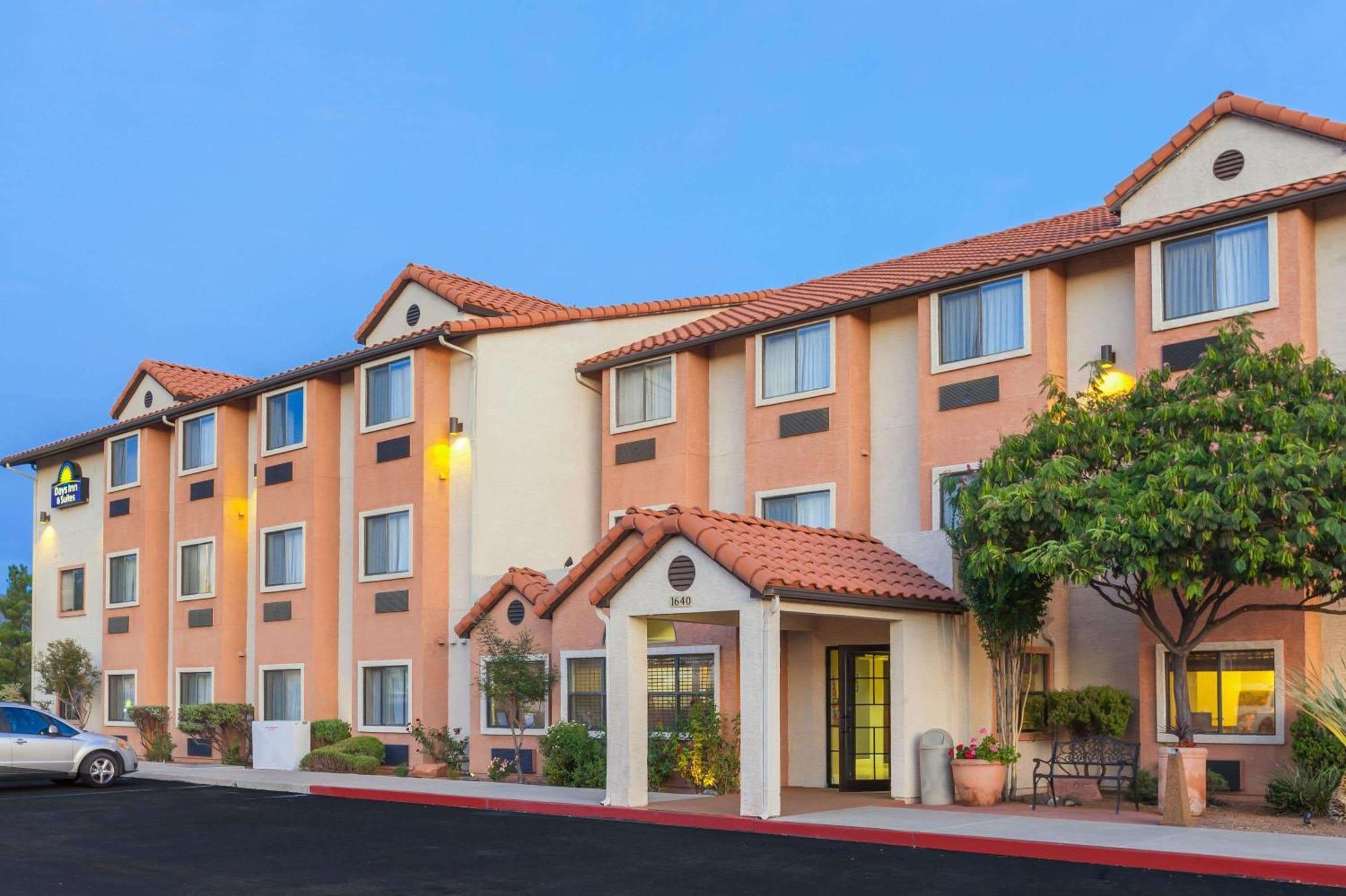 Days Inn By Wyndham Camp Verde Arizona מראה חיצוני תמונה